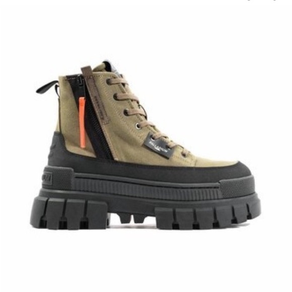 Palladium Shoes - Palladium Women Revolt TX Festival Platform Boots size 8